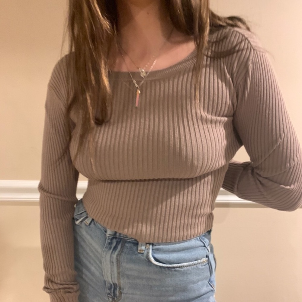 Long Sleeve Taupe Scoop Neck